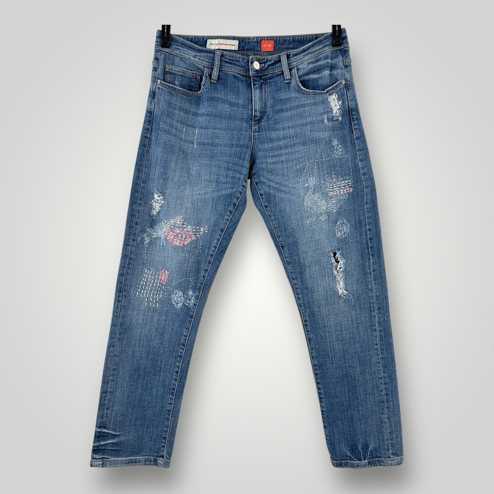 Pilcro Hyphen Mid-Rise Boyfriend Jeans No. 29 Patchwork Embroidered Size 32 x 29